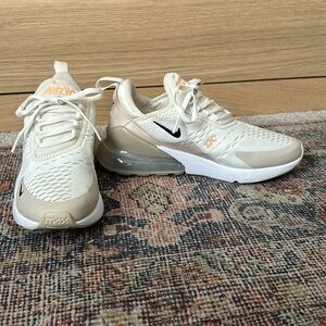 Nike Air Max 270 White/Black/Desert Sand